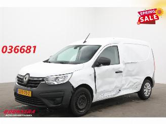 Vaurioauto  commercial vehicles Renault Express 1.5 dCi 95 Kangoo Comfort + Bluetooth Airco Cruise PDC 67.638 km! 2023/9