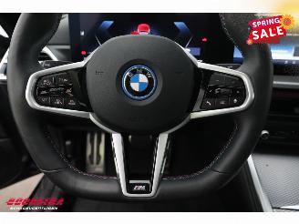 BMW i4 M50 84 kWh Schuifdak LED ACC H/K HUD Memory 360° AHK picture 17