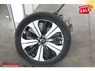 Volvo C-40 Recharge Plus 69 kWh Pano LED ACC Camera LRHZ AHK picture 36