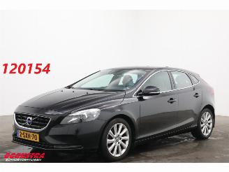 occasion passenger cars Volvo V-40 1.6 D2 Momentum Leder Xenon Navi Clima Cruise Camera SHZ AHK 2013/12