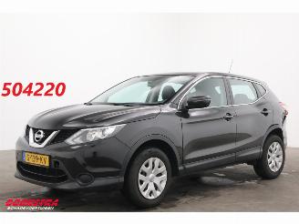 Auto incidentate Nissan Qashqai 1.2 Visia Airco Cruise AHK 2015/12