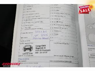 Volkswagen Golf 1.6 TDI Trendline BlueMotion Navi Bluetooth Airco Cruise picture 14