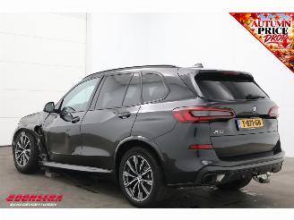 BMW X5 xDrive45e M-Sport Pano LED ACC Leder Memory HUD Camera Lucht AHK picture 4