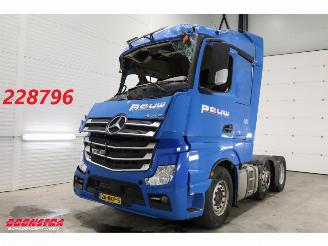 damaged trucks Mercedes Actros 2548 6X2 681.372 km! Euro 6 2018/3