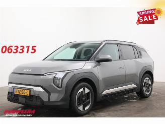 Unfallwagen Kia EV3 Plus 81.4 kWh LED ACC Apple/Android LRHZ Camera 2025/7