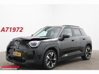 Vaurioauto  passenger cars Mini Mini E Classic L 42.5 kWh Pano LED ACC H/K HUD 360° LRHZ 2025/2