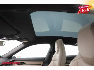 Porsche Taycan 79 kWh Pano LED Leder Cruise SHZ picture 15