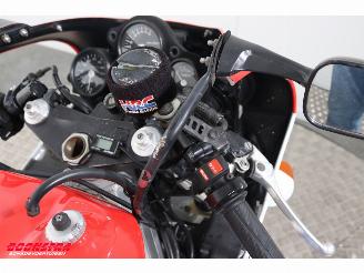 Honda VFR 400 R picture 16