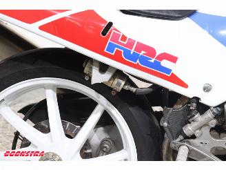 Honda VFR 400 R picture 11