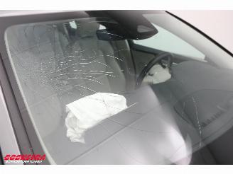 Volvo V-60 2.0 B3 Momentum Advantage LED ACC Leder Apple/Android LRHZ AHK picture 6