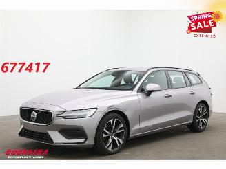 Voiture accidenté Volvo V-60 2.0 B4 Core LED Leder ACC Virtual LRHZ Camera SHZ 2025/6