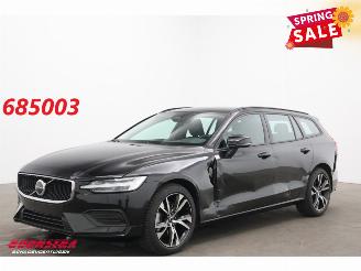 skadebil auto Volvo V-60 B4 Core LED ACC Leder Apple/Android Camera LRHZ SHZ 2.234 km! 2025/12