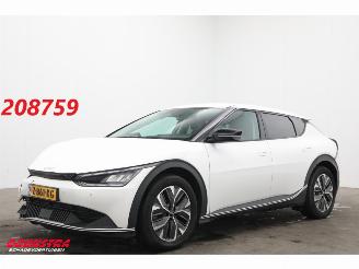 krockskadad bil auto Kia EV6 Light Edition 58 kWh LED ACC LRHZ Camera SHZ PDC 2024/4