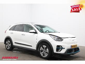 Kia Niro ExecutiveLine 64 kWh Schuifdak JBL ACC Memory Ventilatie AHK picture 2