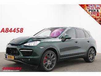 krockskadad bil auto Porsche Cayenne 4.8 Turbo 500 PK PASM Bose Ventilatie AHK 2012/5