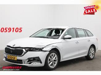 Vaurioauto  passenger cars Skoda Octavia Combi 1.5 e-TSI DSG Style LED Virtual ACC Navi Clima SHZ PDC 2022/2