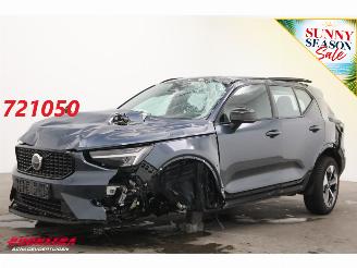 krockskadad bil auto Volvo XC40 2.0 B4 Plus Dark LED ACC H/K Camera SHZ LRHZ 4.296 km! 2025/11