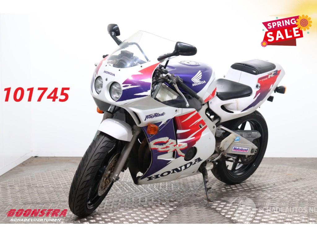 Honda CBR250 RR MC22