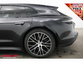 Porsche Taycan 89 kWh LED ACC Sport Chrono Bose Camera SHZ picture 5