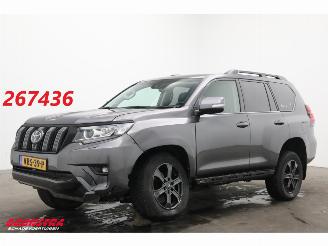 danneggiata veicoli commerciali Toyota Landcruiser 2.8 D-4D-F Challenger Blind Van Leder Navi Cruise Camera SHZ Ventilatie AHK 2022/9