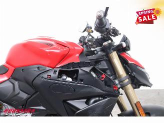 Ducati Streetfighter V2 ABS LED 940 km!! picture 17