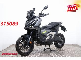 Honda  X-ADV 750 Special Edition DCT LED Akrapovic Bluetooth 5.546 km! 2025/4