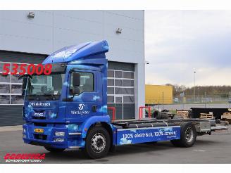 krockskadad bil vrachtwagen MAN  1820 Electric Full 200kWh Air LBW 120.310 km! 2016/6