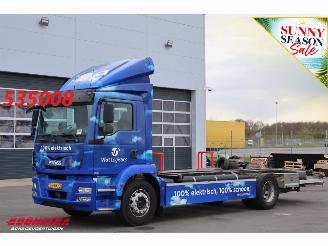 krockskadad bil vrachtwagen MAN T800 1820 Electric Full 200kWh Air LBW 120.310 km! 2016/6