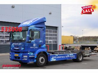 krockskadad bil vrachtwagen MAN  1820 Electric Full 200kWh Air LBW 120.310 km! 2016/6