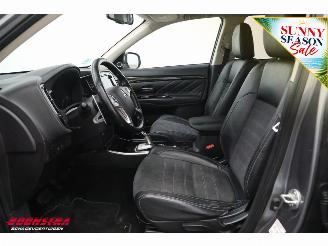 Mitsubishi Outlander 2.0 PHEV Executive Edition 4X4 Navi Clima Cruise Camera SHZ PDC AHK picture 9