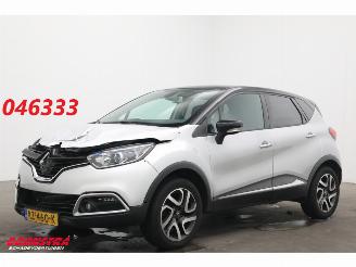 krockskadad bil auto Renault Captur 0.9 TCe Dynamique Navi Clima Cruise Camera AHK 2016/12