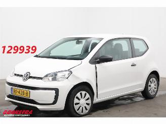 Damaged car Volkswagen Up! 1.0 BMT take up! Airco Bluetooth 2017/11