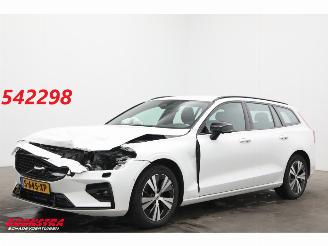 Auto incidentate Volvo V-60 2.0 B3 Plus Dark LED ACC Leder H/K Camera SHZ AHK 2023/5
