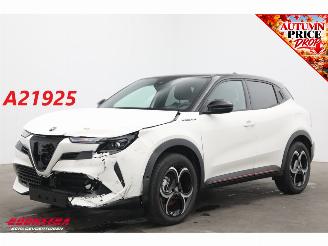 skadebil auto Alfa Romeo Junior 1.2 Turbo Hybrid Ibrida Speciale LED ACC Massage Camera SHZ 2025/4