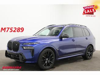 Vaurioauto  passenger cars BMW X7 M60i xDrive 6p. Sky Lounge Massage B&W HUD 360° Memory AHK 2022/9