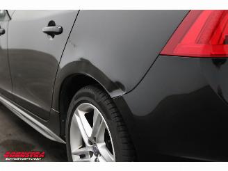 Volvo V-60 2.4 D6 Twin Engine Summum Schuifdak H/K Memory BiXenon Camera SHZ AHK picture 6