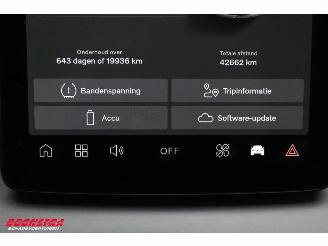Volvo EX30 Single Motor Extended Range Ultra 69 kWh Pano LED ACC 360° Apple/Android picture 23