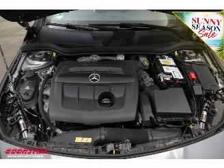 Mercedes Cla-klasse Shooting Brake 180 d AMG Navi Airco Cruise PDC picture 10