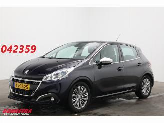 uszkodzony samochody osobowe Peugeot 208 1.2 PT BlueLease Allure Navi Clima Cruise PDC Apple/Android 2019/5