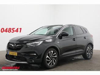 Unfallwagen Opel Grandland 1.2 Turbo Aut. Business Executive LED Apple/Android 360° Cruise AHK 2018/2