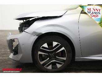 Peugeot 208 1.2 PureTech 100 Allure Navi Clima Cruise PDC picture 12