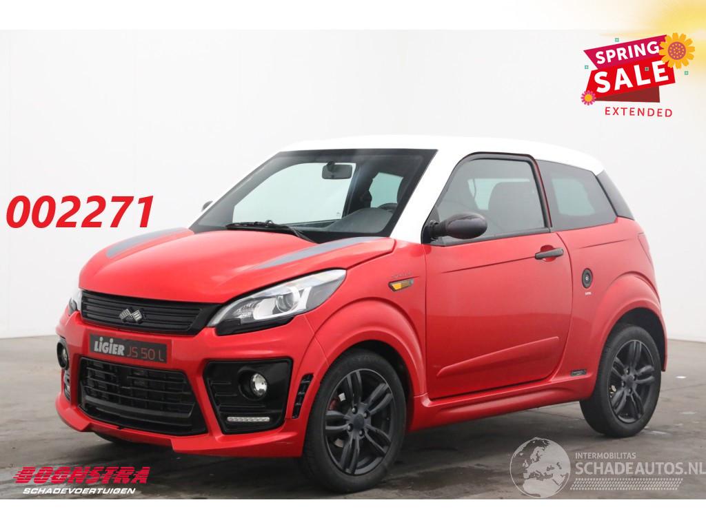 Ligier  JS50 L Sport Leder Bluetooth Camera