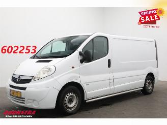 skadebil bedrijf Opel Vivaro 2.0 CDTI L2-H1 Airco AHK Getriebeproblem 2007/4