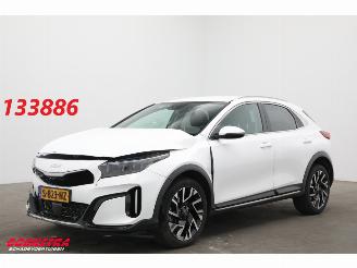 Unfallwagen Kia Xceed 1.5 T-GDi DynamicLine LED ACC Apple/Android Camera 2023/3