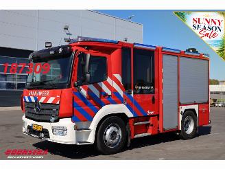 danneggiata veicoli industriali Mercedes Atego 1527 Ziegler Komplett Feuerwehr 16.684 km! Euro 6 2018/11
