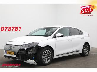 Unfallwagen Hyundai Ioniq Comfort EV 38 kWh ACC Apple/Android Camera SHZ 2021/4