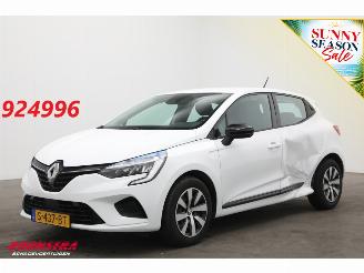 skadebil auto Renault Clio 1.0 TCe 90 Equilibre Navi Airco Cruise 2023/1
