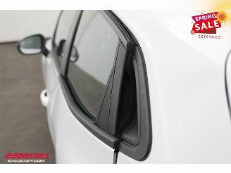 Renault Clio 1.0 TCe 90 Equilibre Navi Airco Cruise picture 7