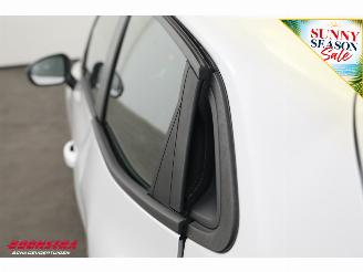 Renault Clio 1.0 TCe 90 Equilibre Navi Airco Cruise picture 7