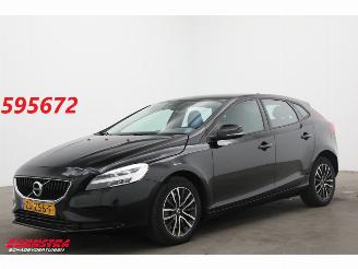 Auto incidentate Volvo V-40 1.5 T2 Aut. Momentum LED Navi Clima Cruise SHZ PDC 2019/6
